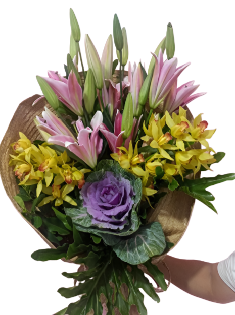 Cymbidium, Stargazer, Cabbage Rose Bouquet MB-03