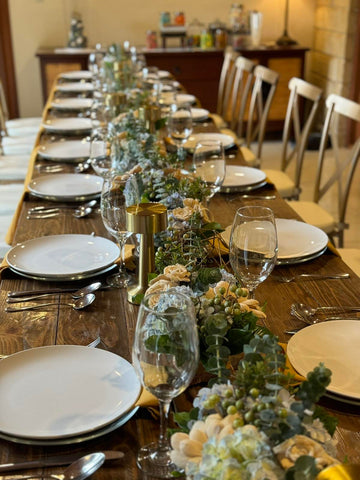 Hydrangea and Corn Husk Centerpiece -C1